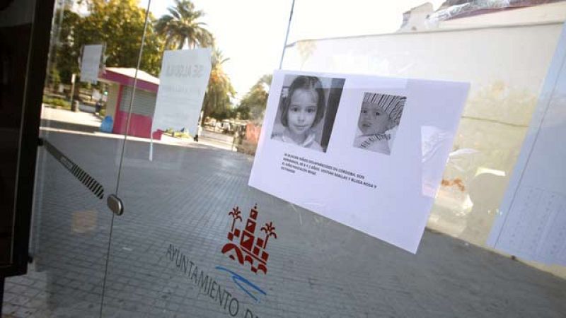 Más Gente - Las cámaras de seguridad del parque captaron al padre llegando en coche