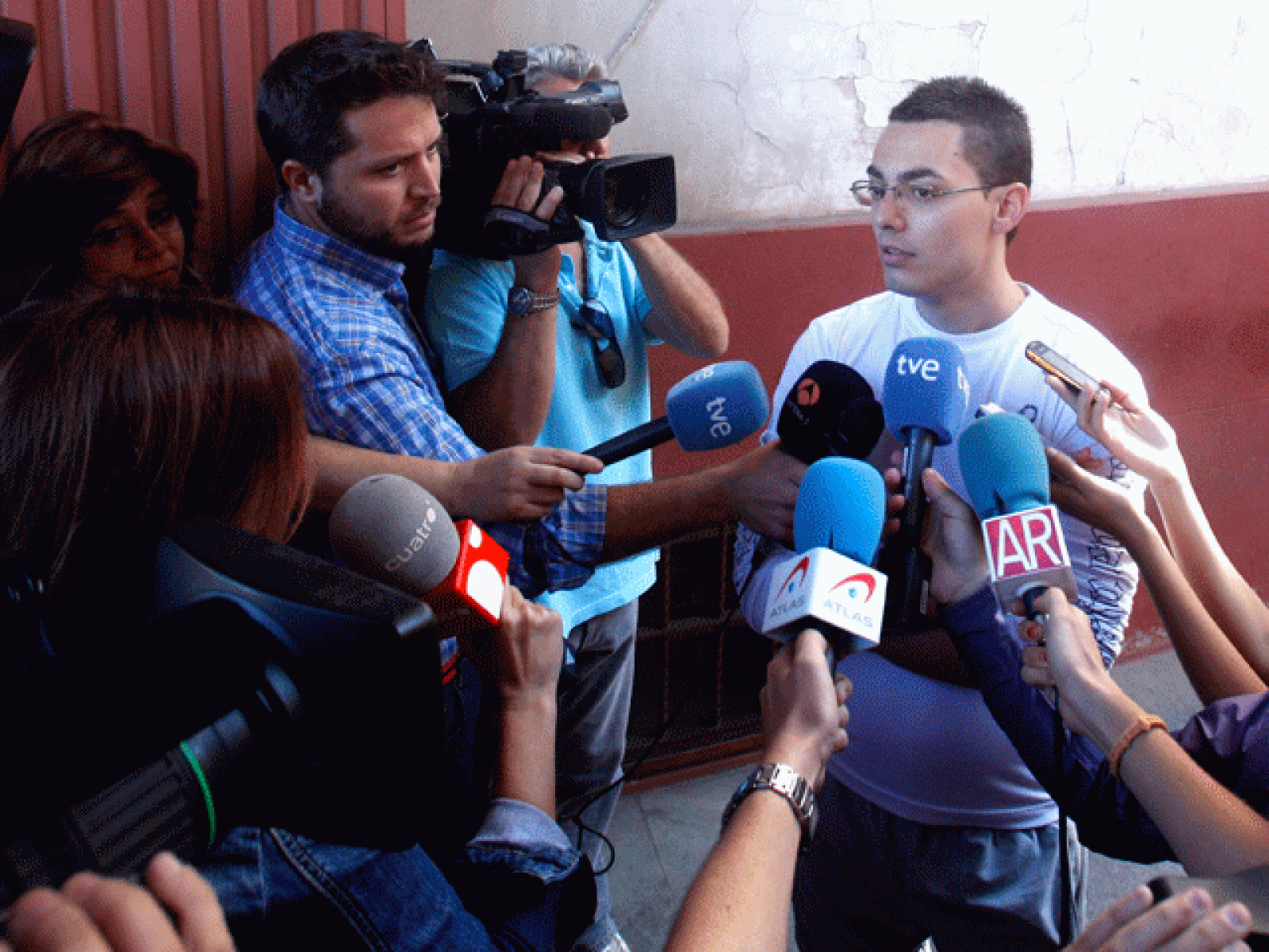 Un testigo asegura haber visto al padre de los niños "pálido" en el parque | Ver