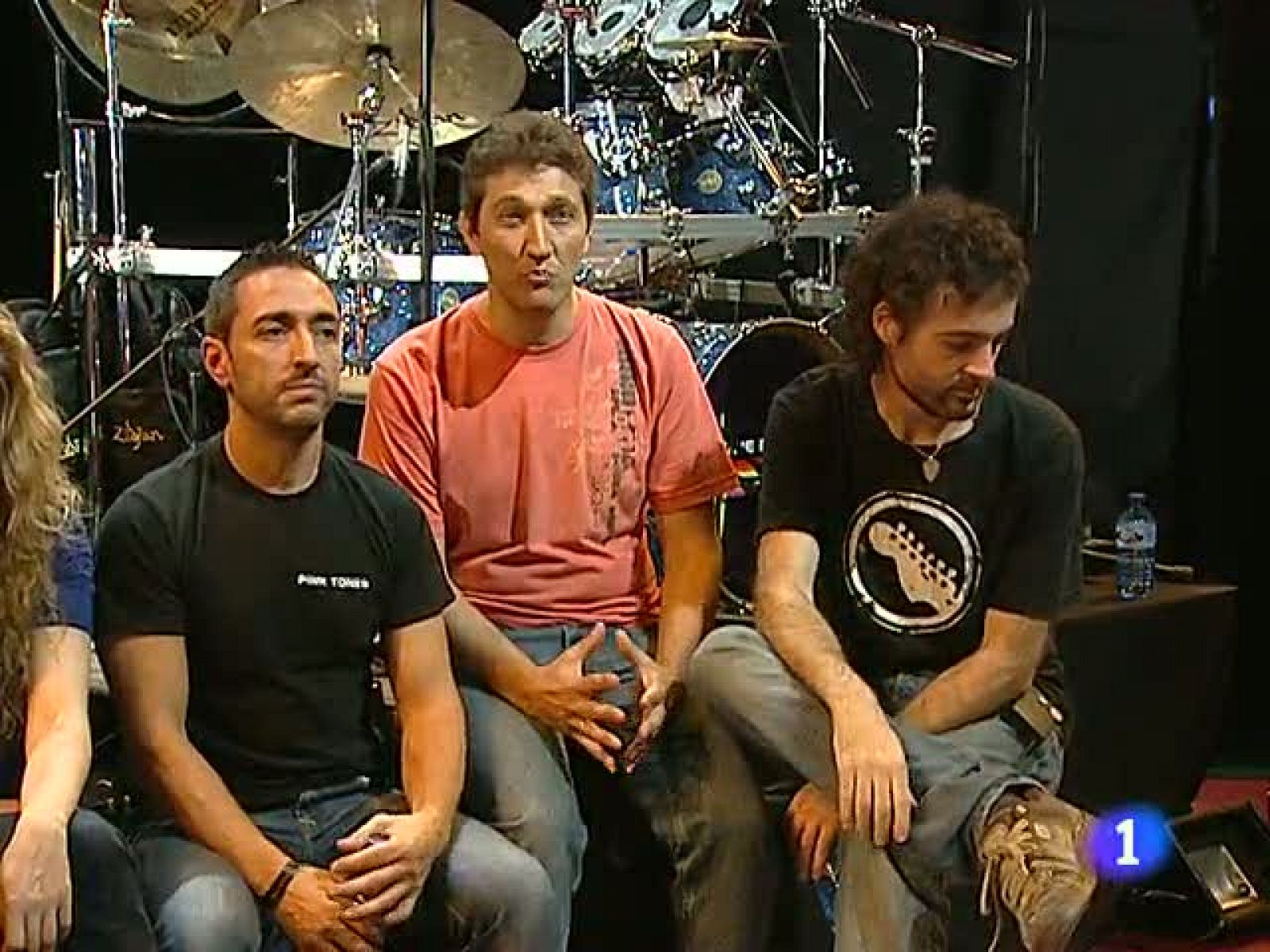 Telediario 1: Los Pink Tones rinden tributo a Pink Floid | RTVE Play