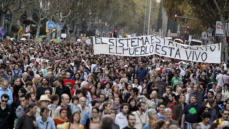En al menos 60 ciudades españolas se han sucedido las protestas de 'indignados'.