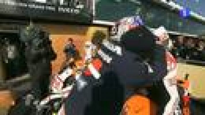  - Stoner celebra su mundial