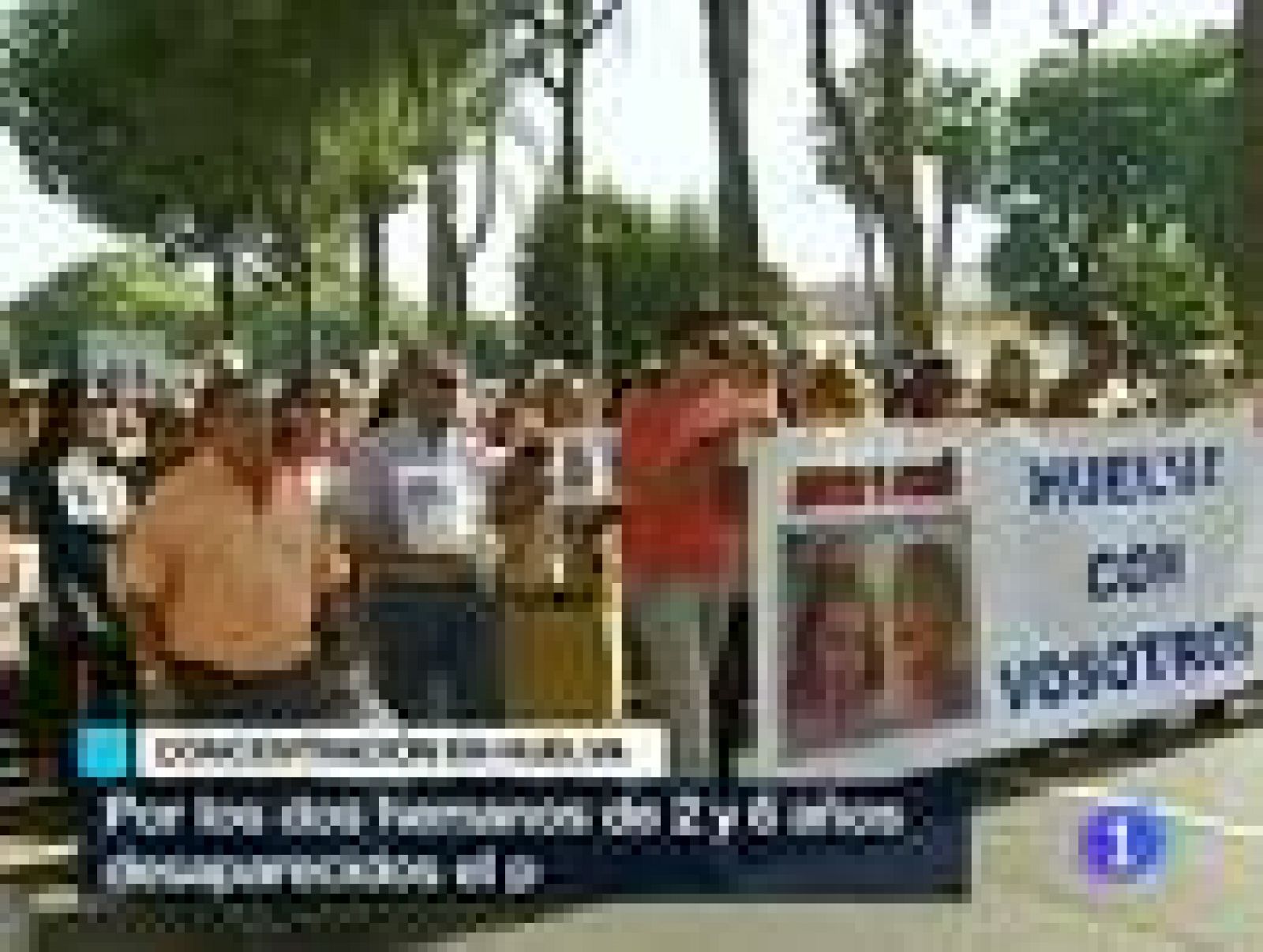 Multitudinario acto de apoyo a la familia de los dos hermanos desaparecidos en Córdoba