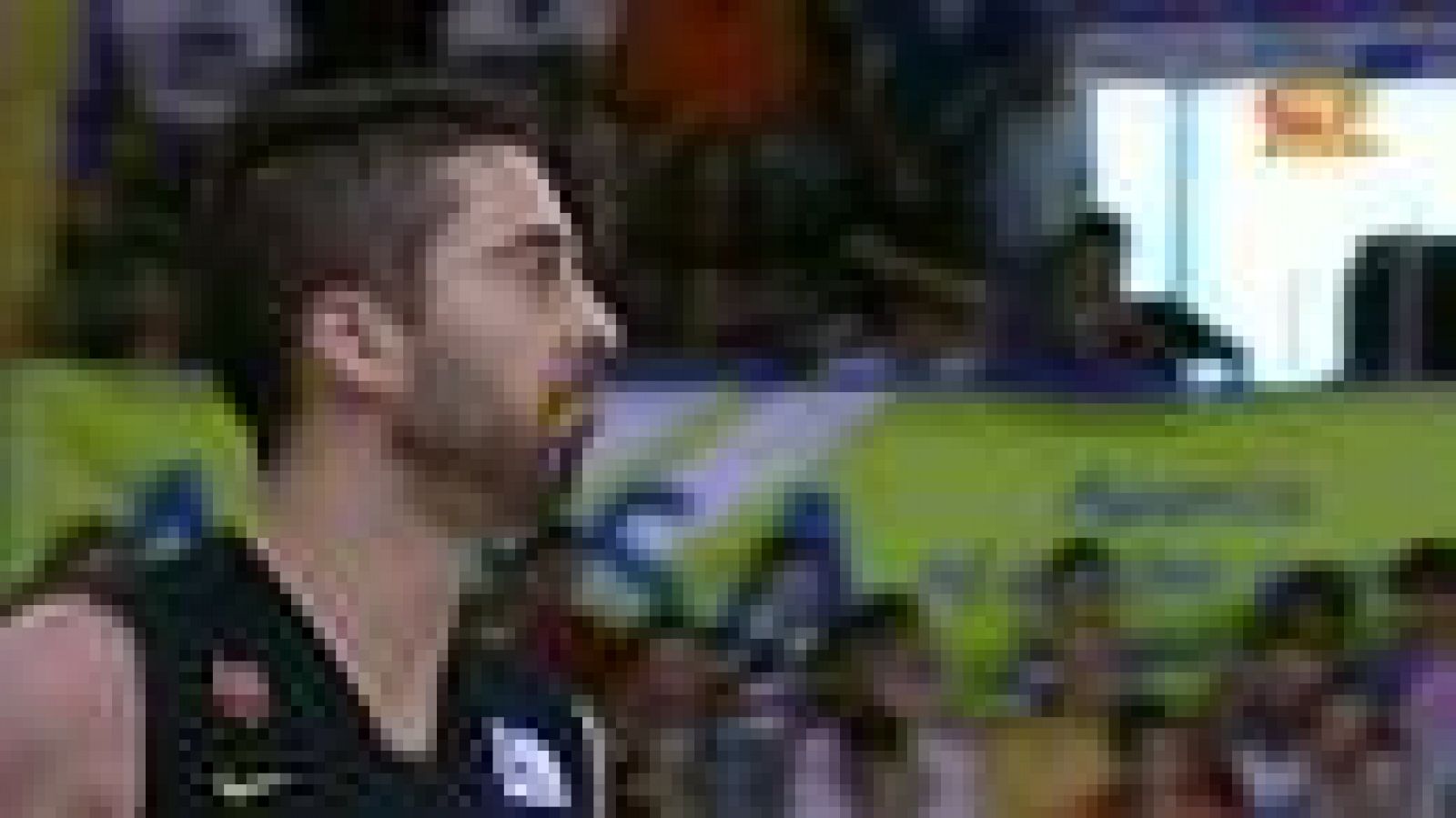 Baloncesto en RTVE: El Cajasol sorprende al Barça Regal | RTVE Play