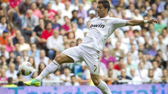 Telediario 1 - El Real Madrid empieza a preparar la visita al Bernabeu del Olimpique de Lyon