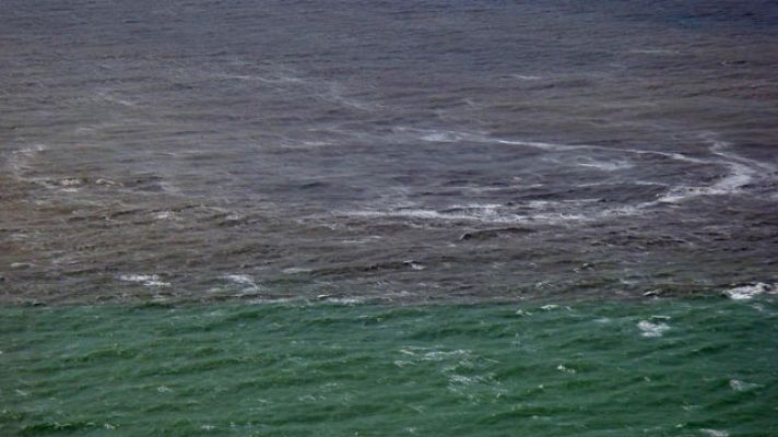 +Gente - Los vecinos recogen enseres