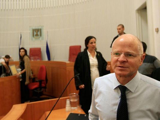 Telediario 1 - Israel y Hamas cajean prisioneros