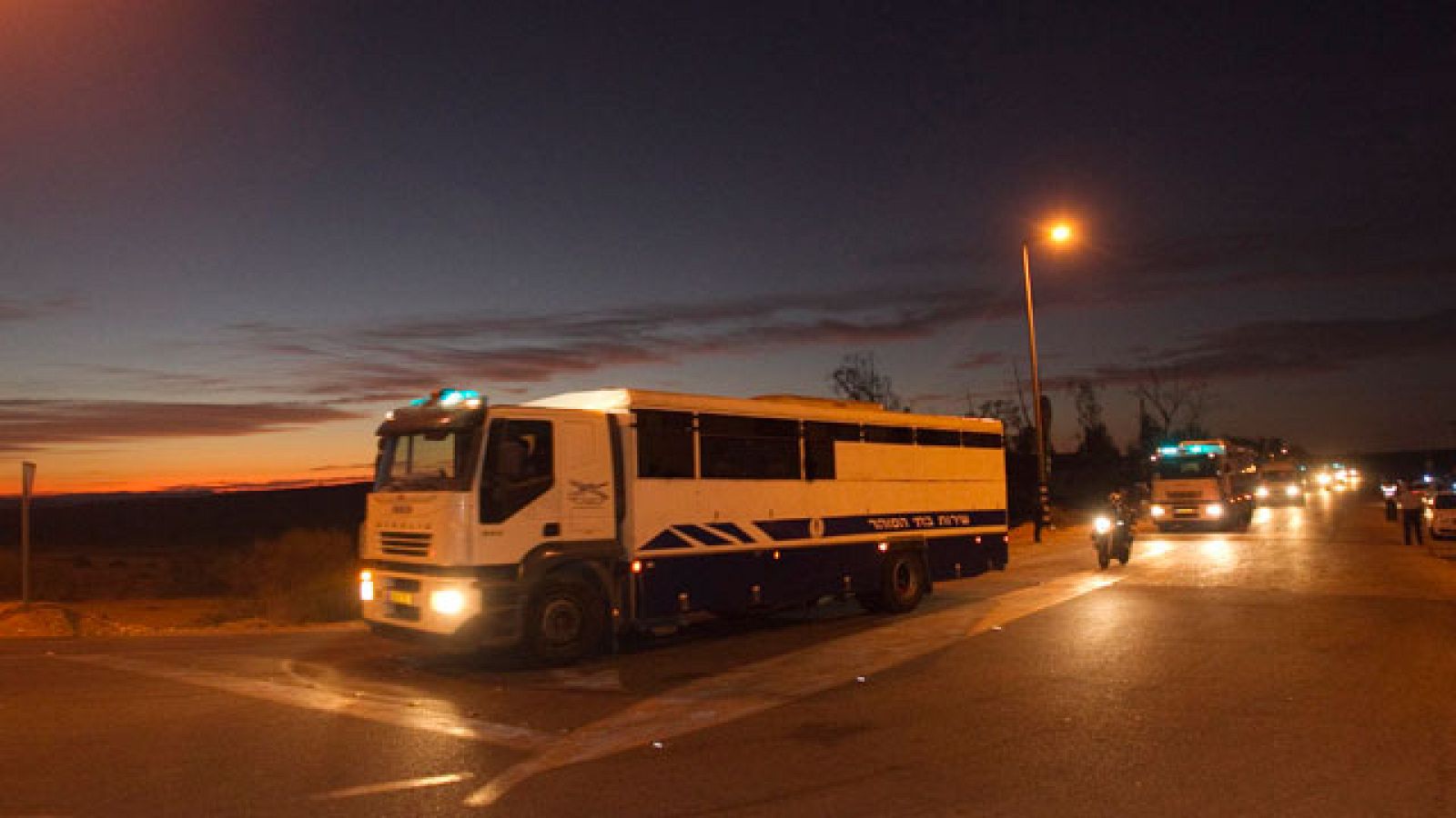 Telediario Matinal en cuatro minutos - 18/10/11 | Ver