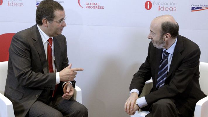 Telediario 1 - Rubalcaba recibe elogios