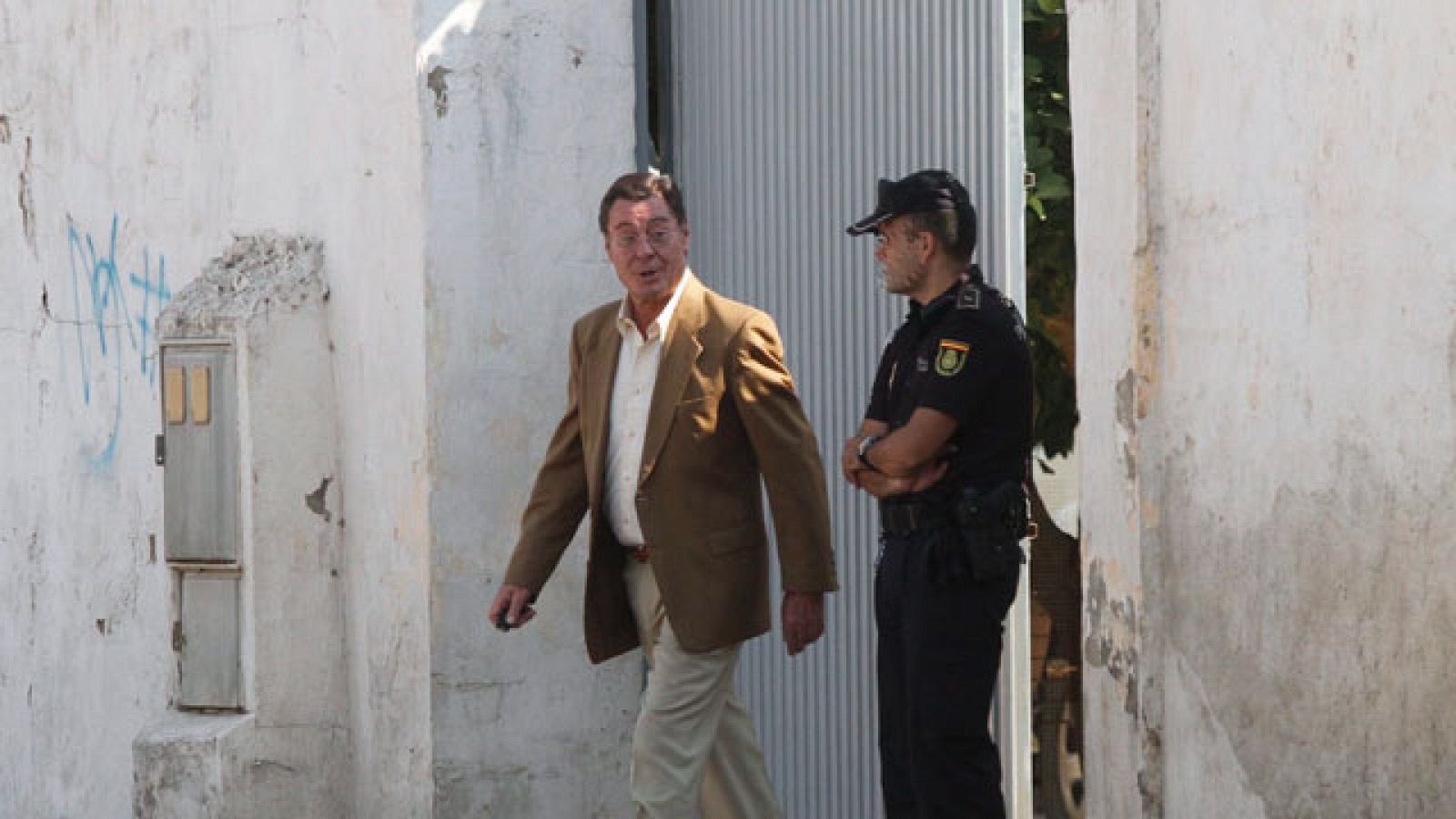 El abogado del padre de los niños habla de la detención - Informativo 24h | Ver