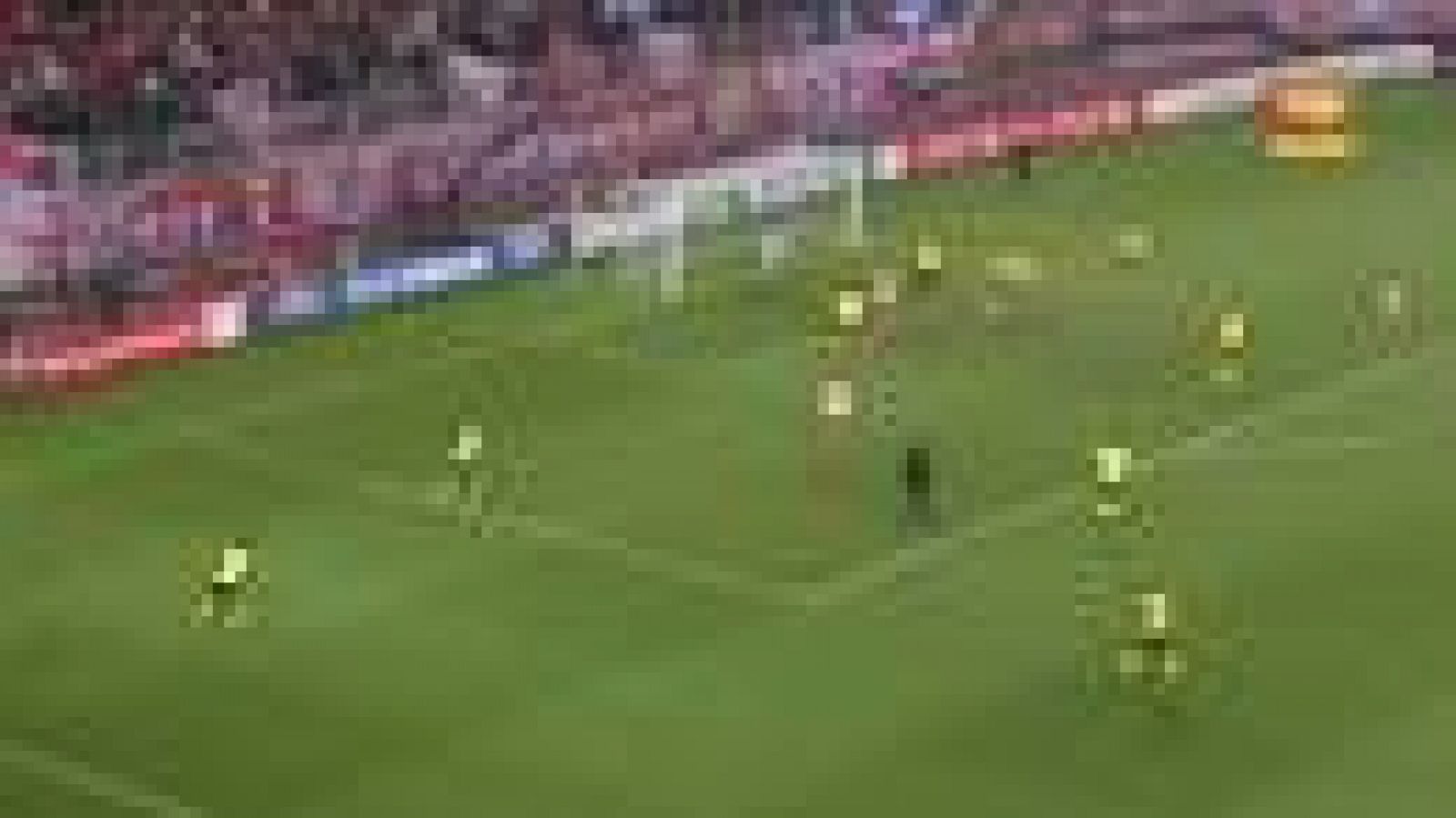 El Olympiacos griego se ha metido en la lucha de la Champions al derrotar con autoridad al Borussia Dortmund alemán por 3-1.