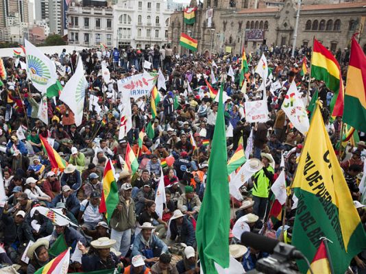 Telediario 1 - La marcha indígena contra Evo Morales llega a La Paz