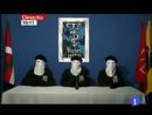 Telediario 1 - ETA anuncia en Gara el cese definitivo de su actividad armada