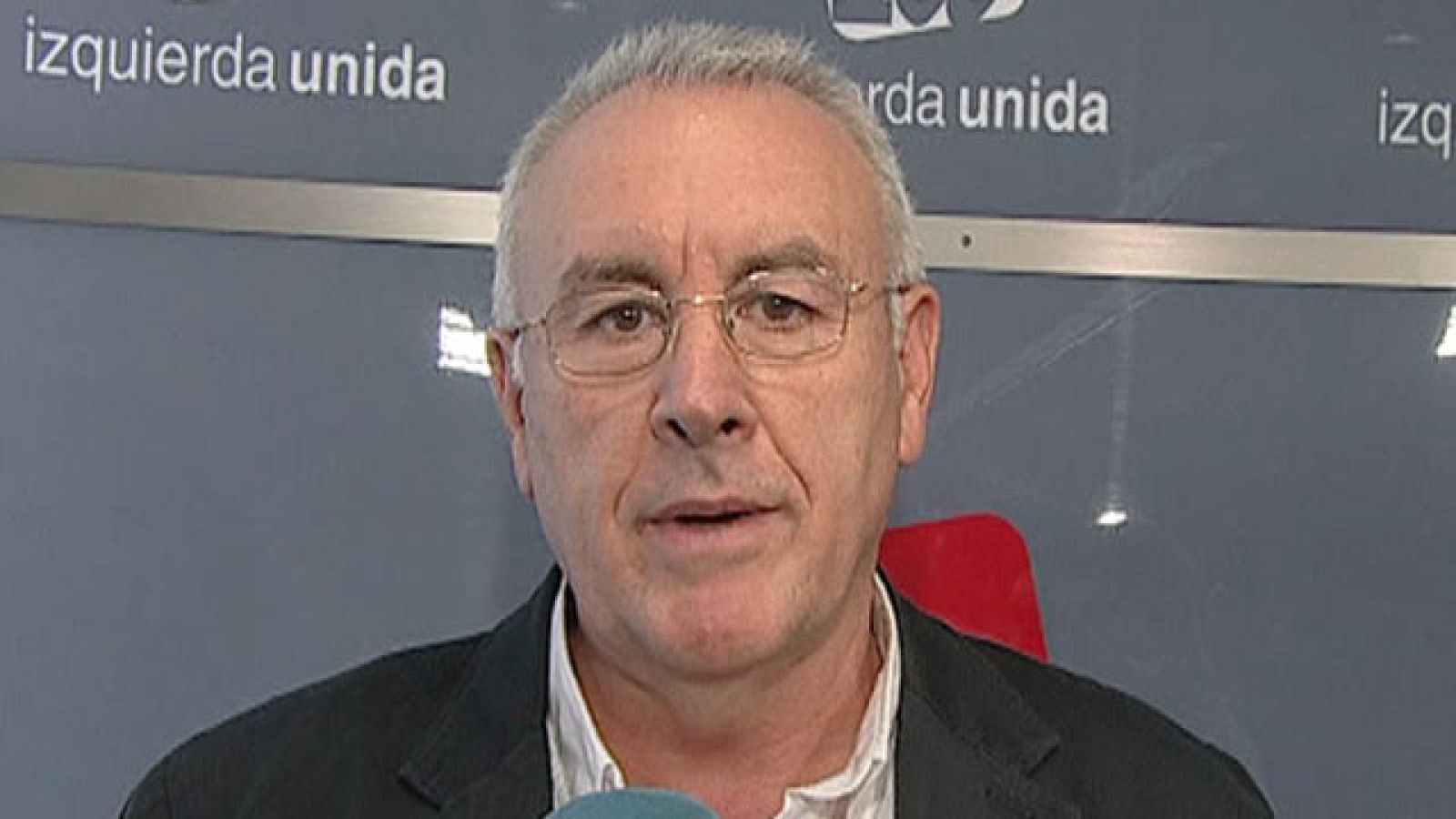 Reacciones de diferentes grupos politicos