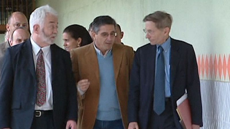 Bill Drayton con emprendedores en la prisión de Villabona