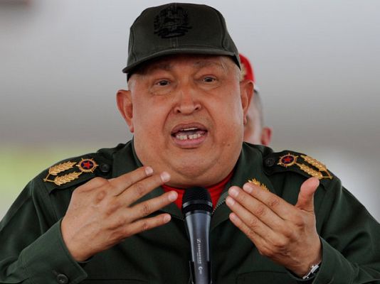 Hugo Chávez califica a Gadafi de "mártir" 