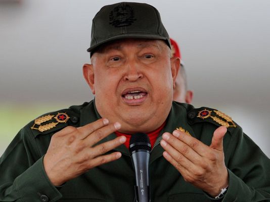 Informativo 24h - Hugo Chávez califica a Gadafi de "mártir"