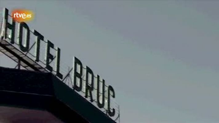 Crónicas - En el Hotel Bruc para avistar ovnis