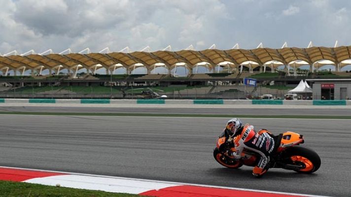 Telediario 1 - 'Pole' para Pedrosa en Malasia