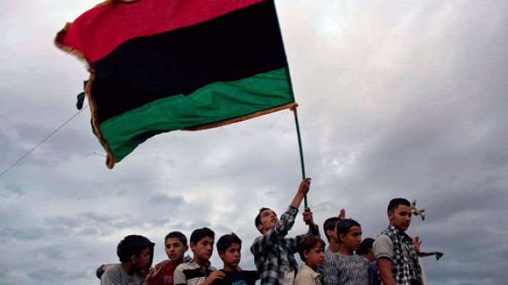 Telediario 1 - Gadafi trofeo para los rebeldes