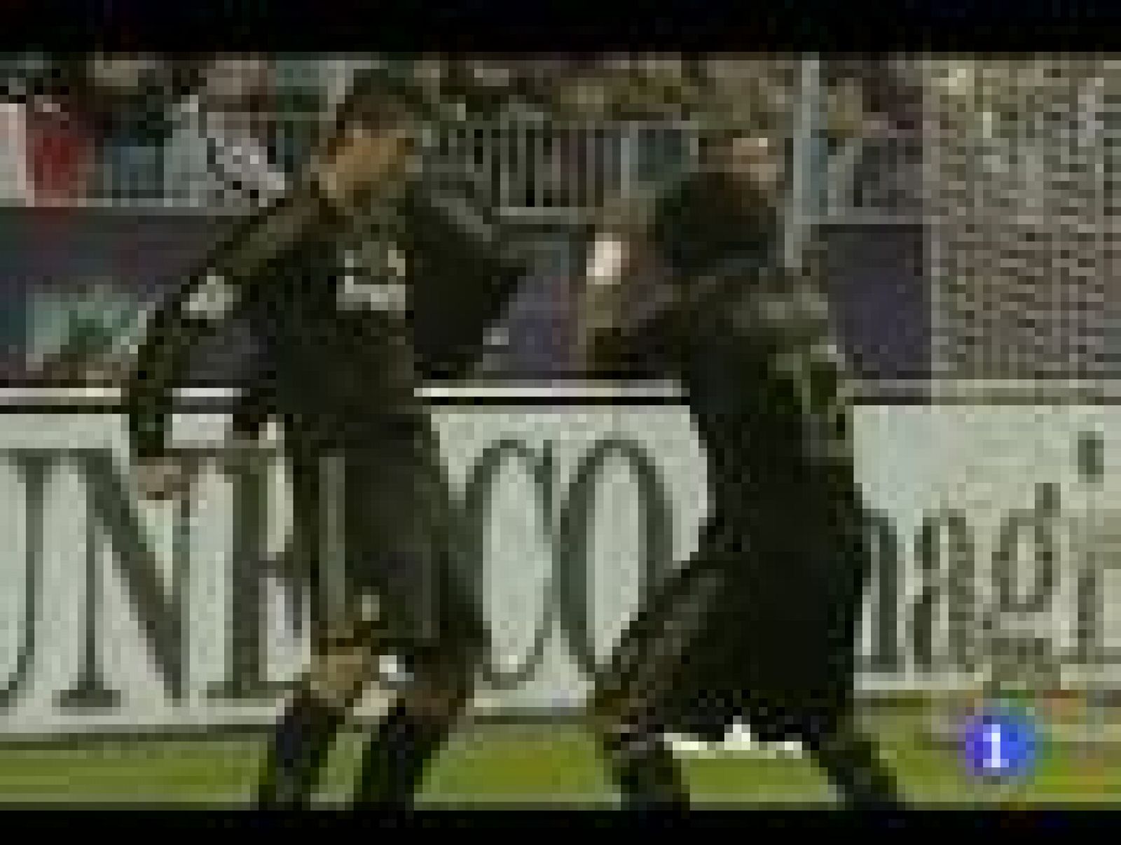 Telediario 1: Cristiano celebra sus goles bailando | RTVE Play