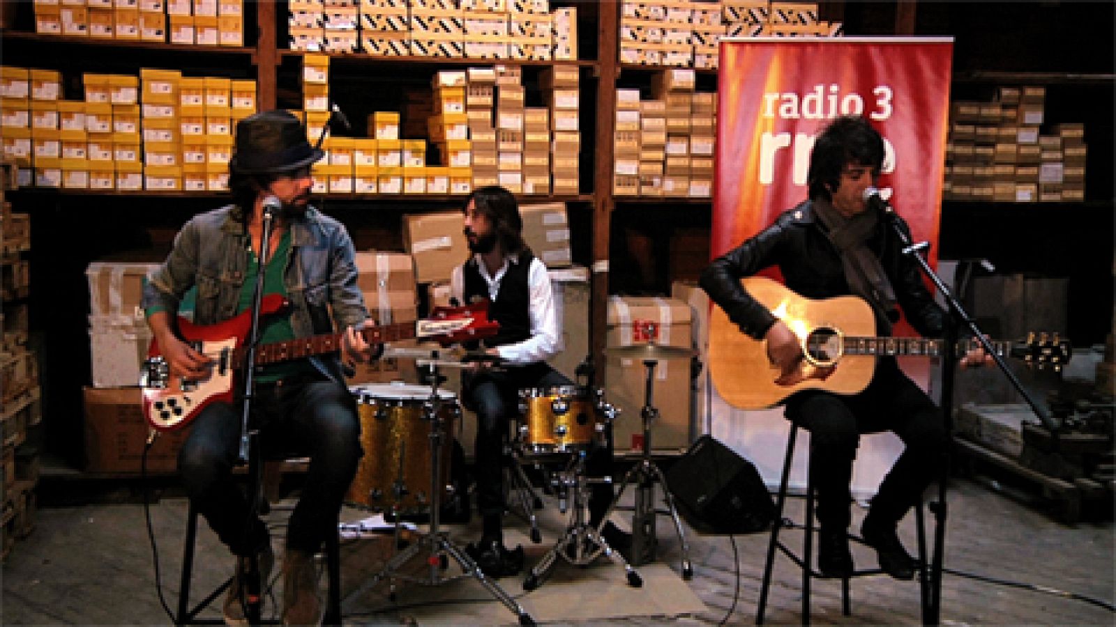 En tu curro: Sidonie - Bajo un cielo azul (De papel celofán)