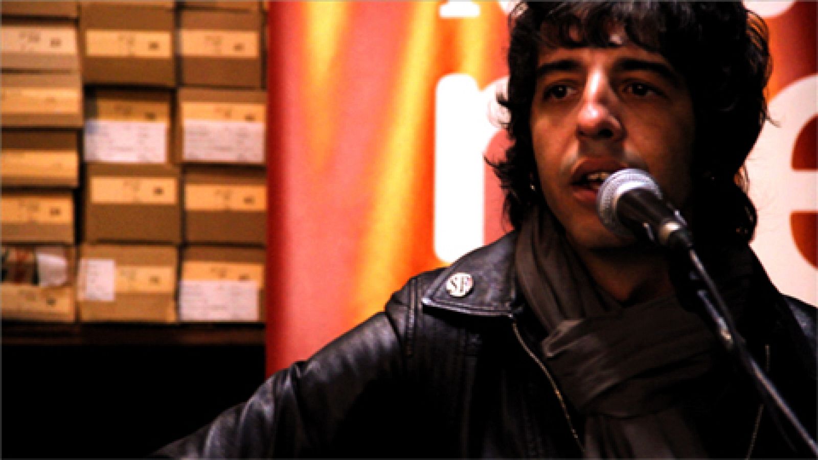 En tu curro: Sidonie - A mil años luz