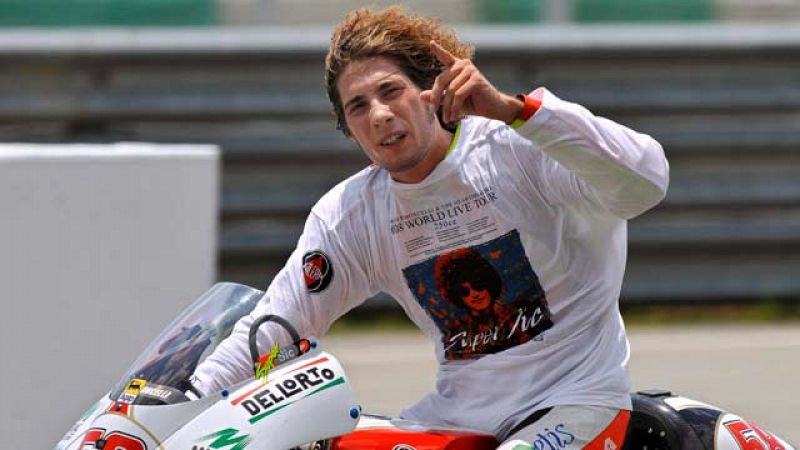 Más Gente - El deporte lamenta la muerte de Marco Simoncelli