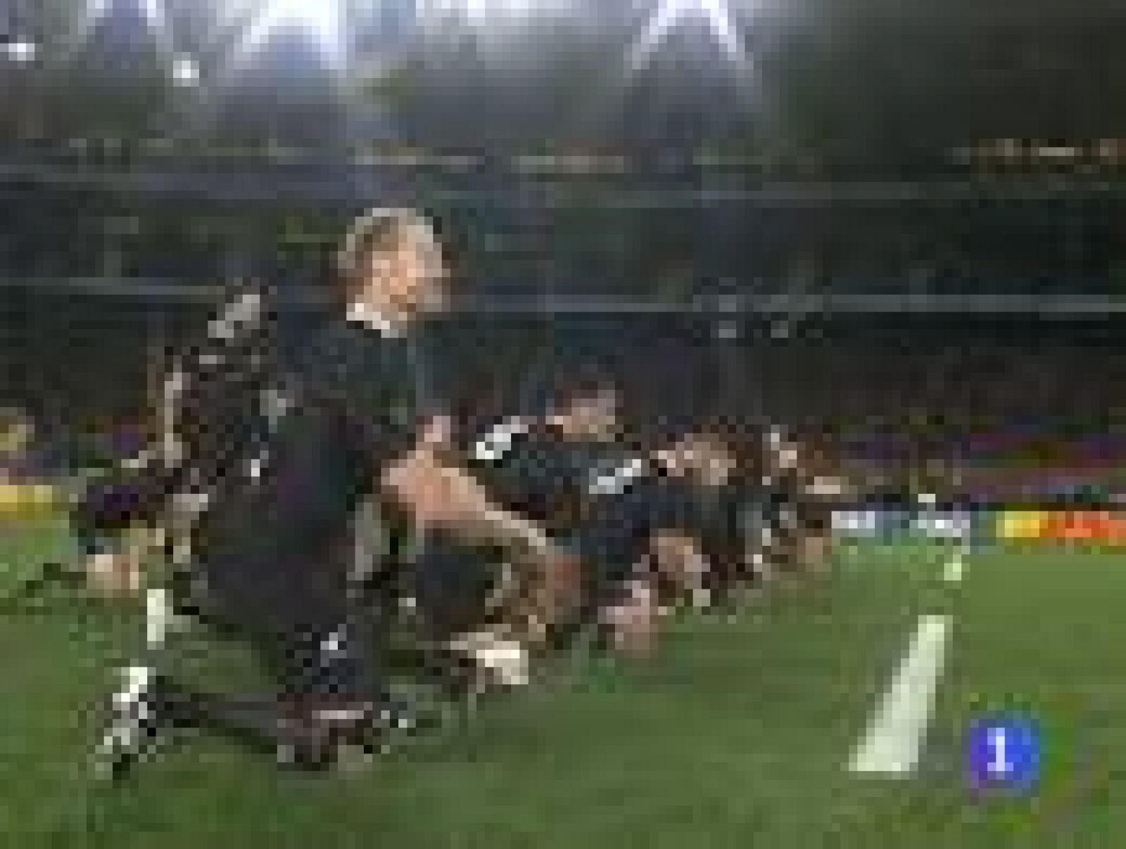Telediario 1: Fiesta de los campeones de rugby | RTVE Play