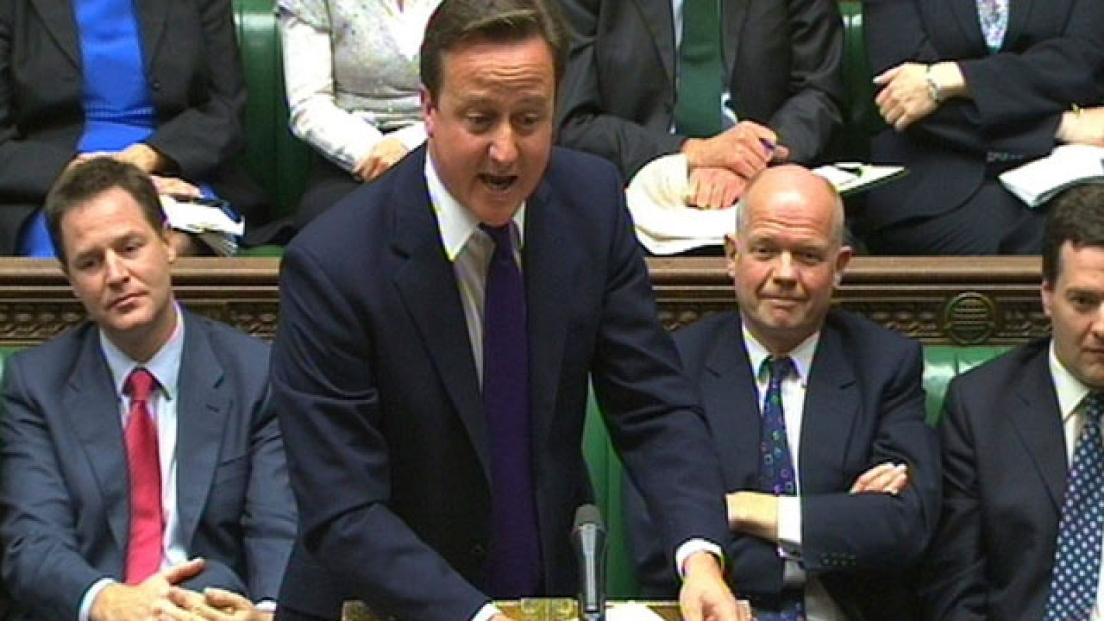 El primer ministro británico, David Cameron, ha defendido la permanencia de su país en la Unión Europea por "el interés nacional" de Reino Unido en un debate en el Parlamento donde sus propios diputados han planteado una consulta sobre la pertinencia