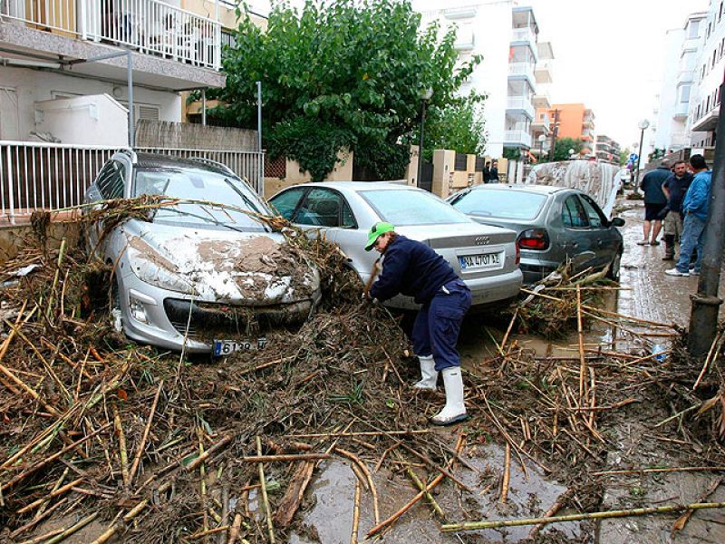  Las fuertes lluvias en Cataluña afectan a vecinos y provoca múltiples accidentes