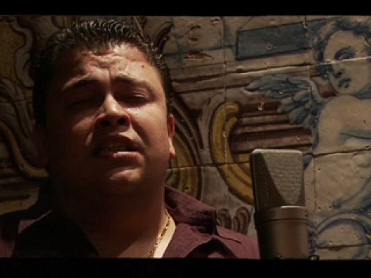 Entre2aguas - Ricardo Ribeiro canta un fado menor