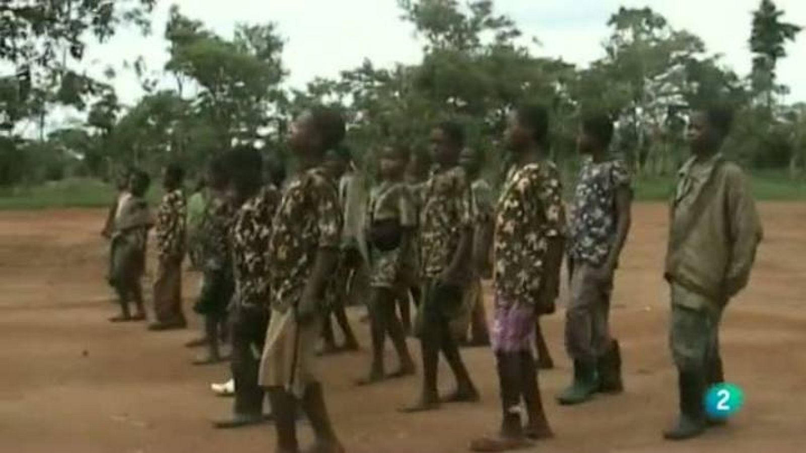  Para todos La 2 - ONG - Niños soldados