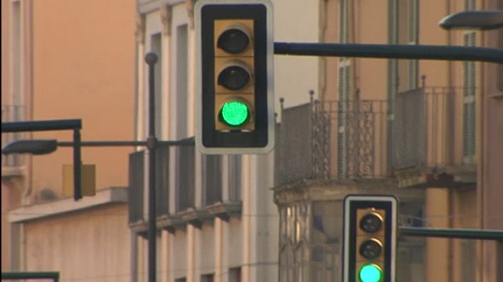 Telediario 1 - Semáforos apagados en Olot