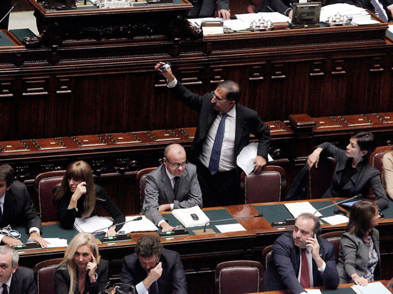 Berlusconi afronta la cumbre de la U.E la reforma de las pensiones