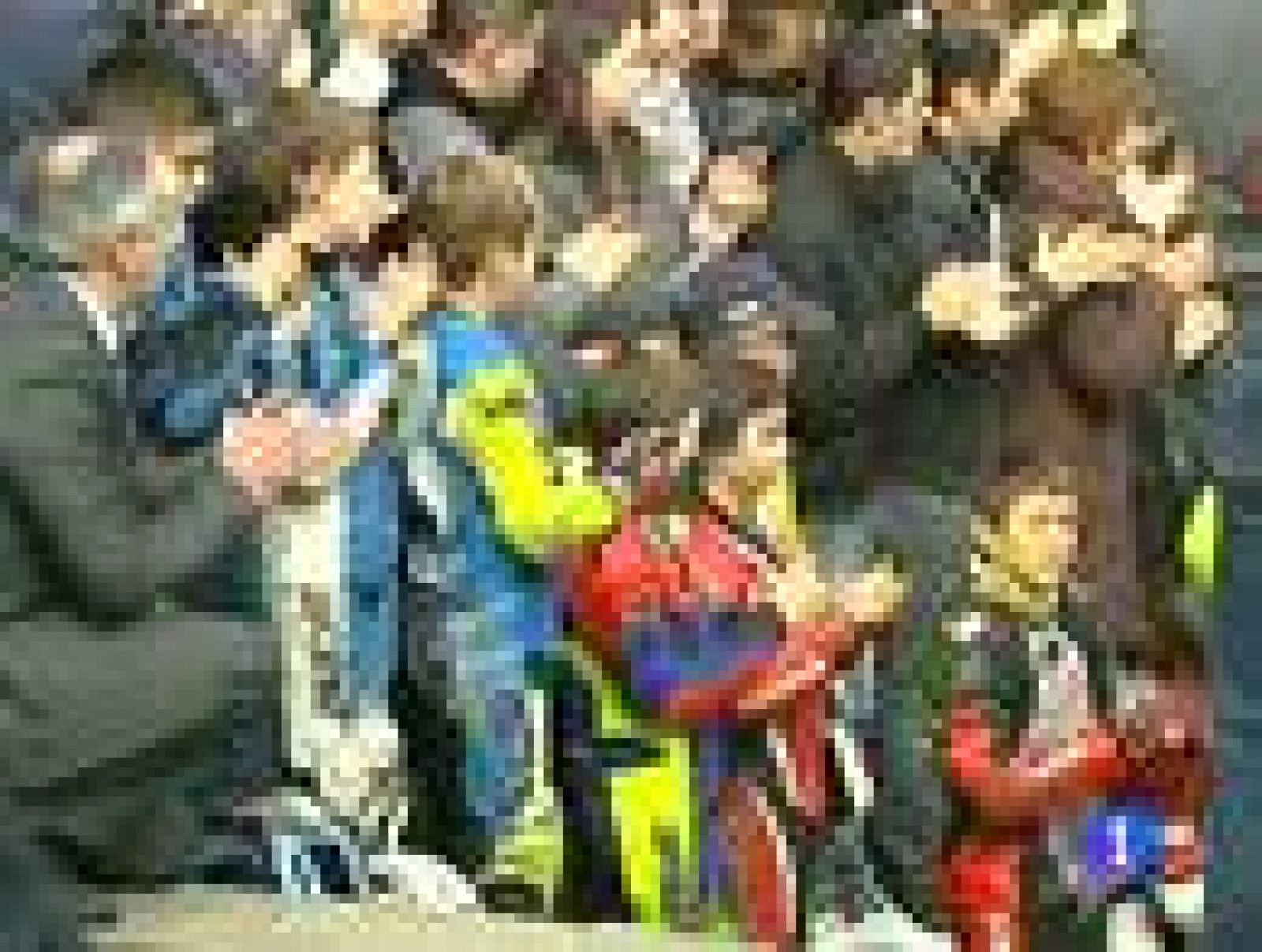 Multitudinario funeral de Marco Simoncelli | Ver