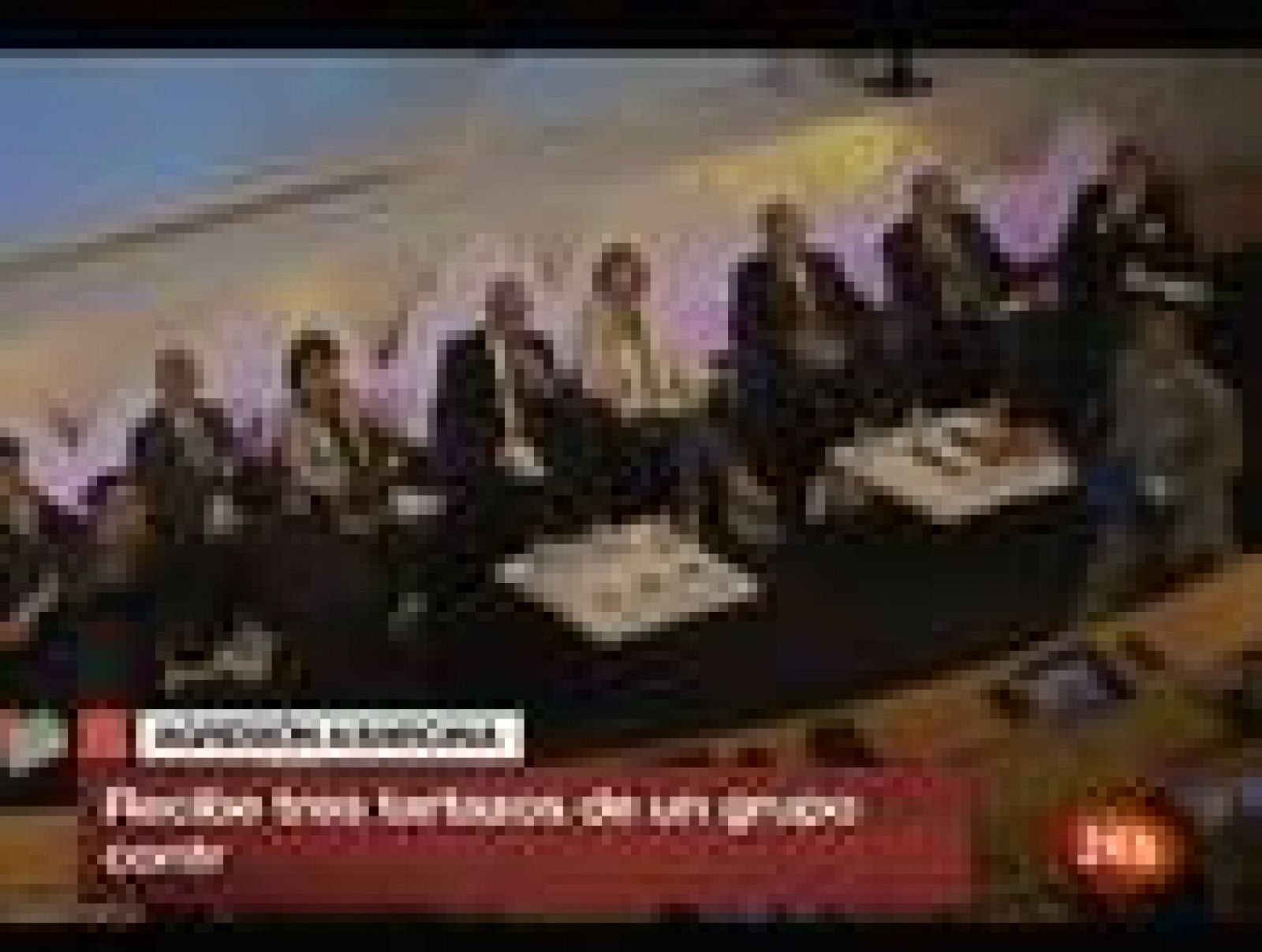 La presidenta de Navarra ,Yolanda Barcina, ha recibido tres "tartazos" cuando participaba en Toulouse en una reunión en la que se hablaba del proyecto del tren de alta velocidad. Los agresores son de "Mugitu", un grupo abertzale, contrario al proyect