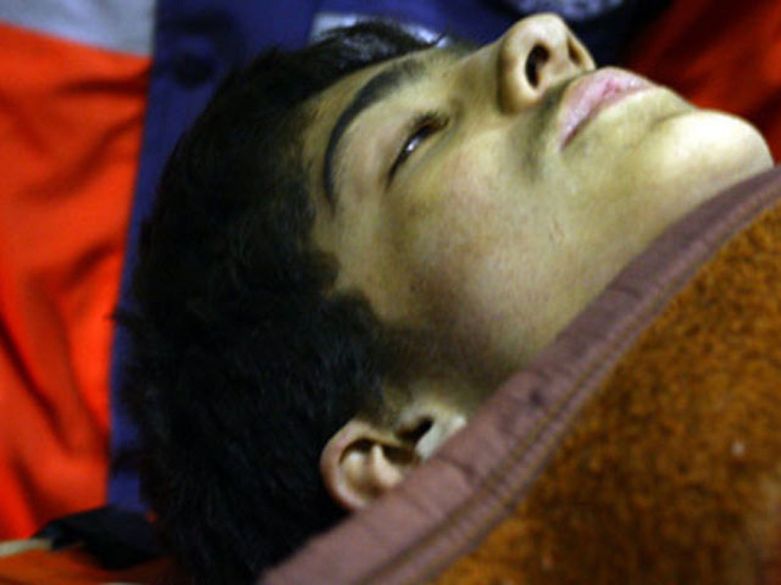 Rescatan en Turquía a un joven de 13 años tras 100 horas atrapado