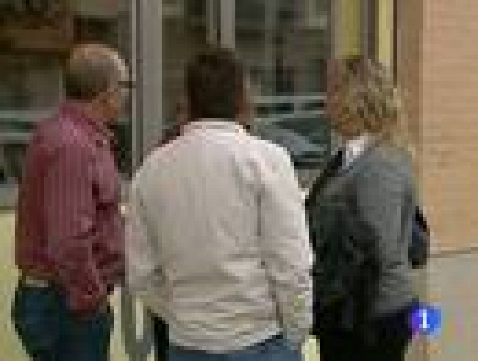 En Valencia, un hombre de 33 años presuntamente mató anohe a tres vecinos e hirió de gravedad a otros dos