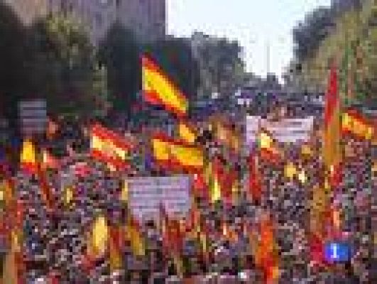 Telediario 1 - Concentración de víctimas