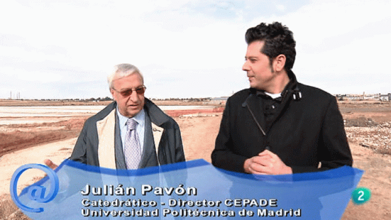  Luis García  entrevista a Julian Pavón, economista e ingeniero industrial. 