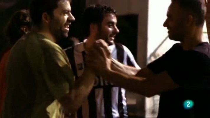 La felicidad (en cuatro minutos) - En equipo