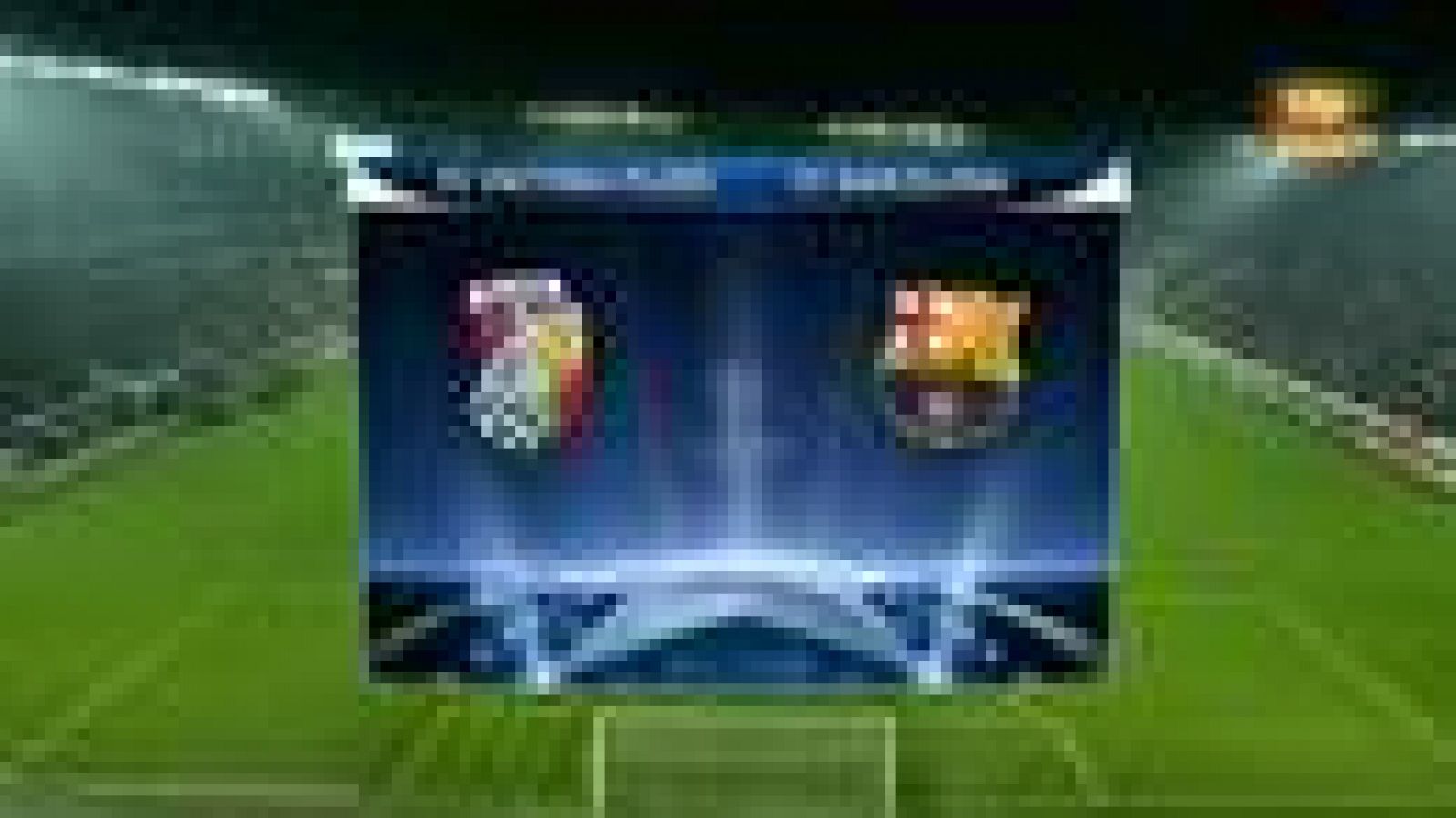 El Barcelona ha goleado al Viktoria Plzen con un triplete de Messi y un tanto de Cesc Fábregas a pase de Isaac Cuenca, logrando la clasificación matemática para los octavos de final de la Champions League.