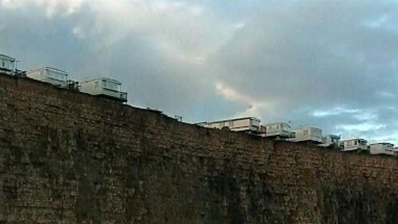 Caravanas al borde del abismo