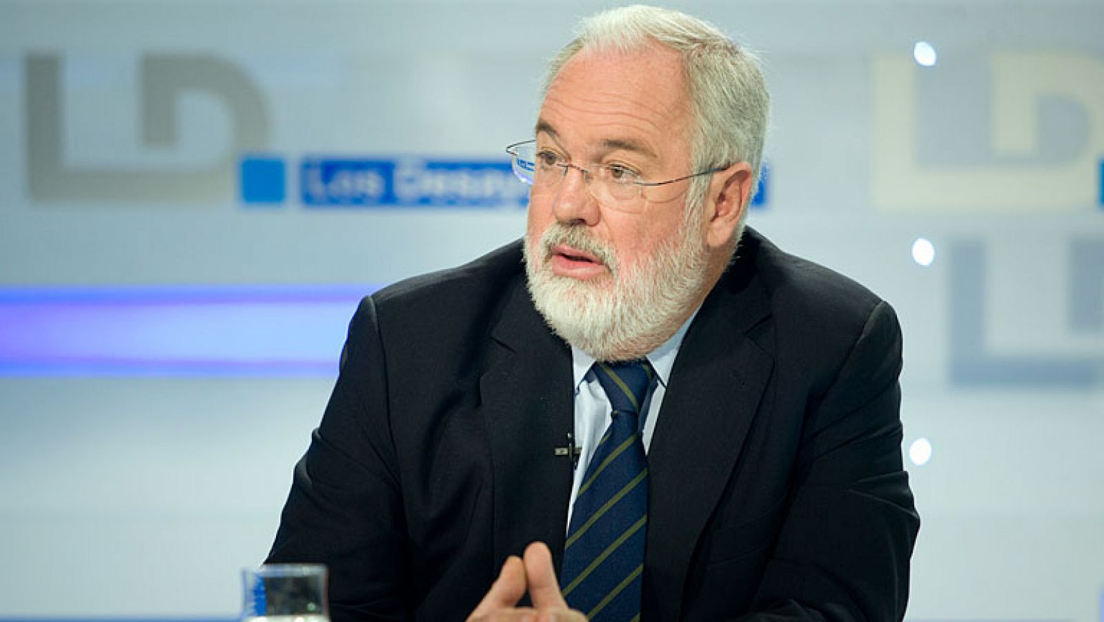 Los Desayunos TVE- Miguel Arias Cañete: "Vamos a pedir esfuerzos a todos, sin excepción"