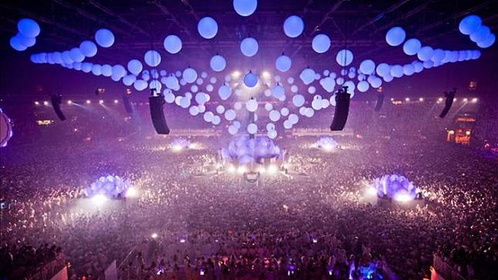 On Off - Electrónica en blanco puro