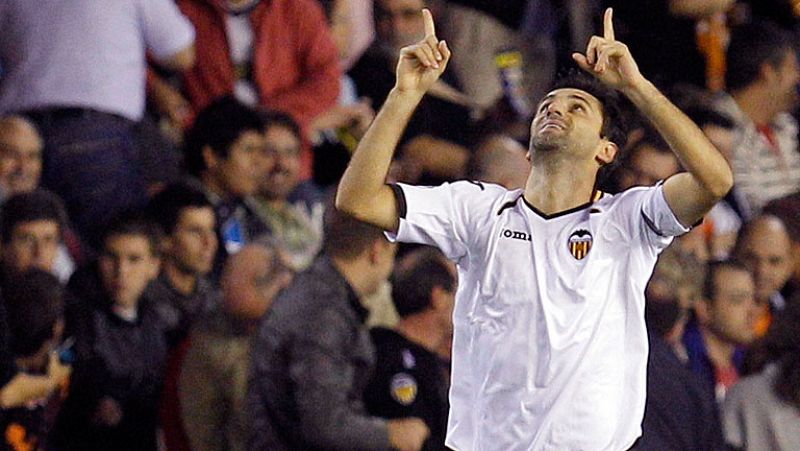 La UEFA ha afirmado que el gol anotado por el futbolista brasileño del Valencia, Jonas, ante el Bayer Leverkusen en la Liga de Campeones es el segundo más rápido de la historia del torneo. "Marcado recién rebasados los diez segundos, Jonas abrió el m