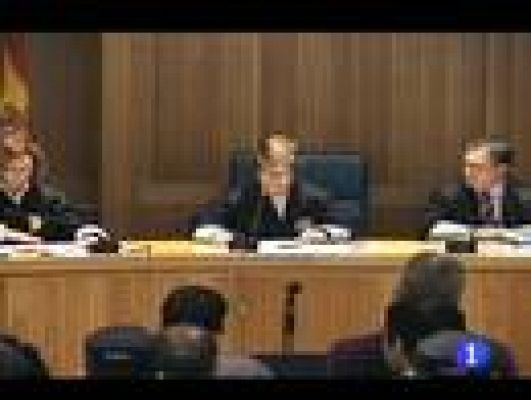 Telediario 1 - Renuncia de la jueza Murillo