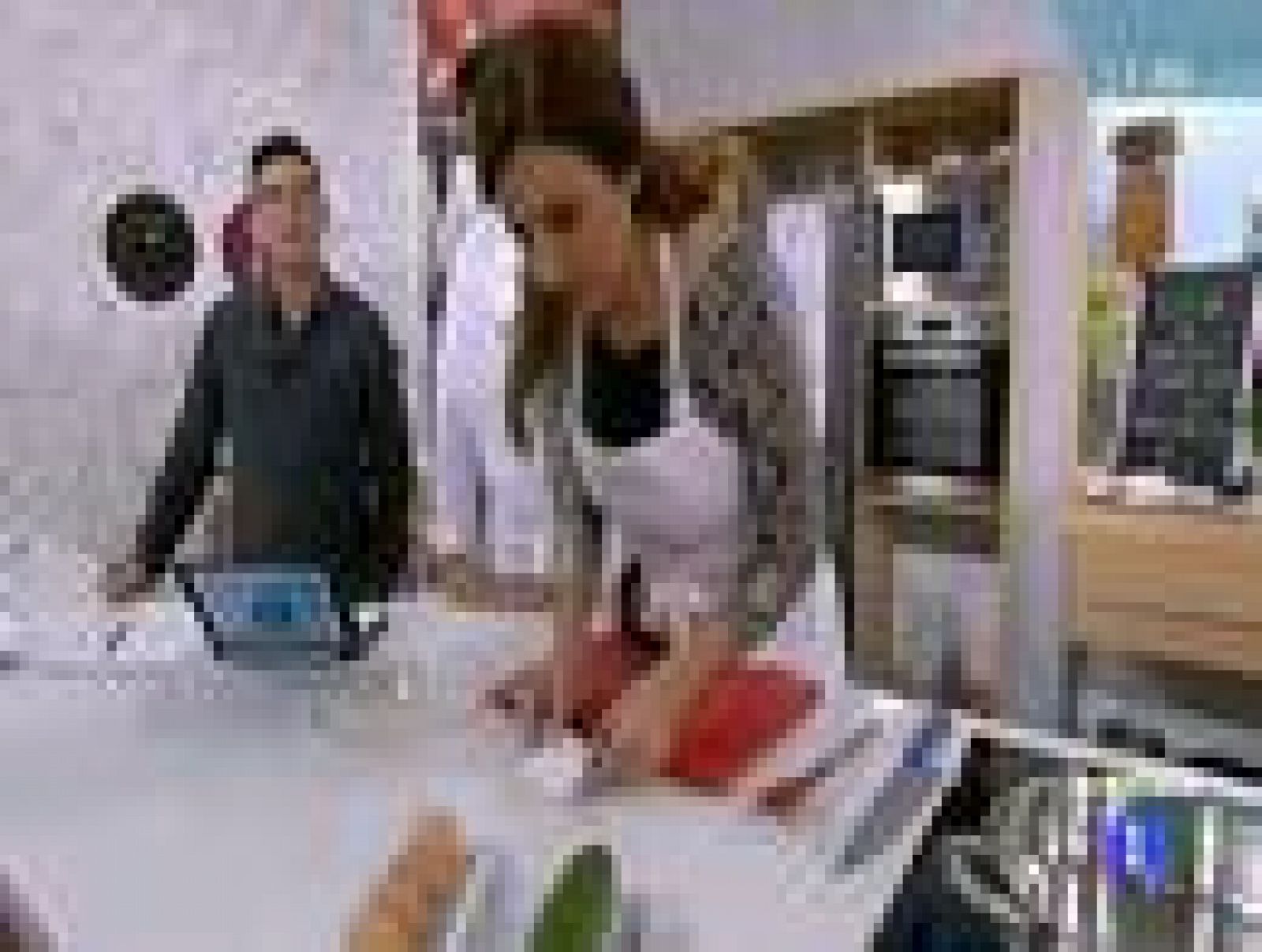 Saber cocinar - Huevos revueltos a la manchega sobre tosta (04/11/2011)