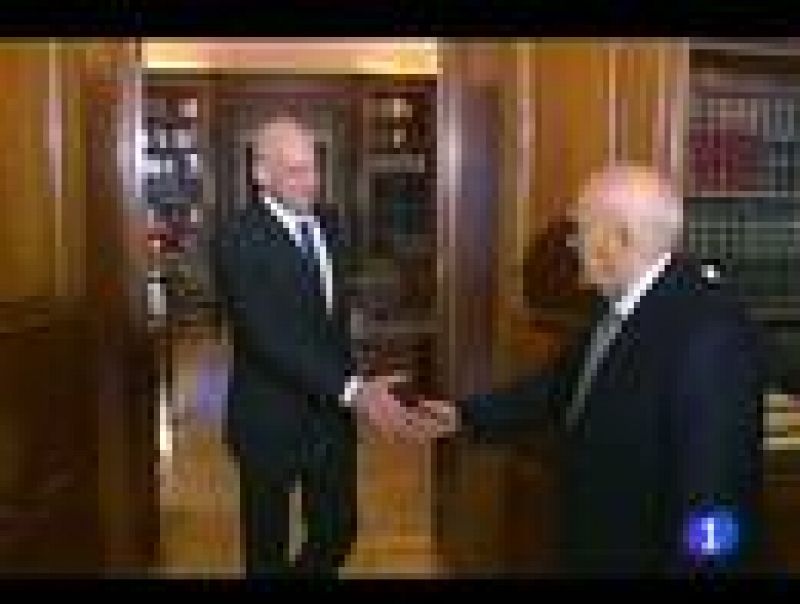 Papandreu inicia sus planes para formar un gobierno de coalición