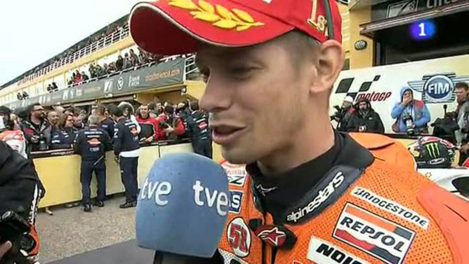 Stoner, muy contento de su victoria | Ver